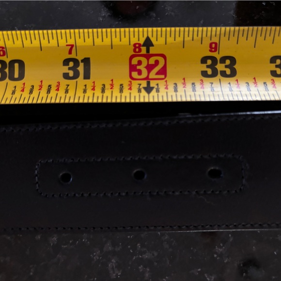 SOLD! Gucci authentic Interlocking G-buckle leather belt - Picture 8 of 9